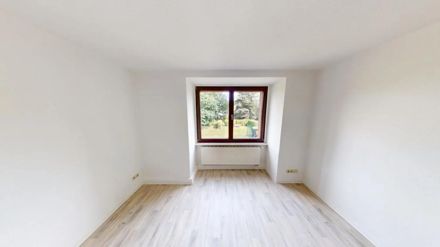 5 Zimmer Wohnung mit 94 m² in Chemnitz – Bild 1