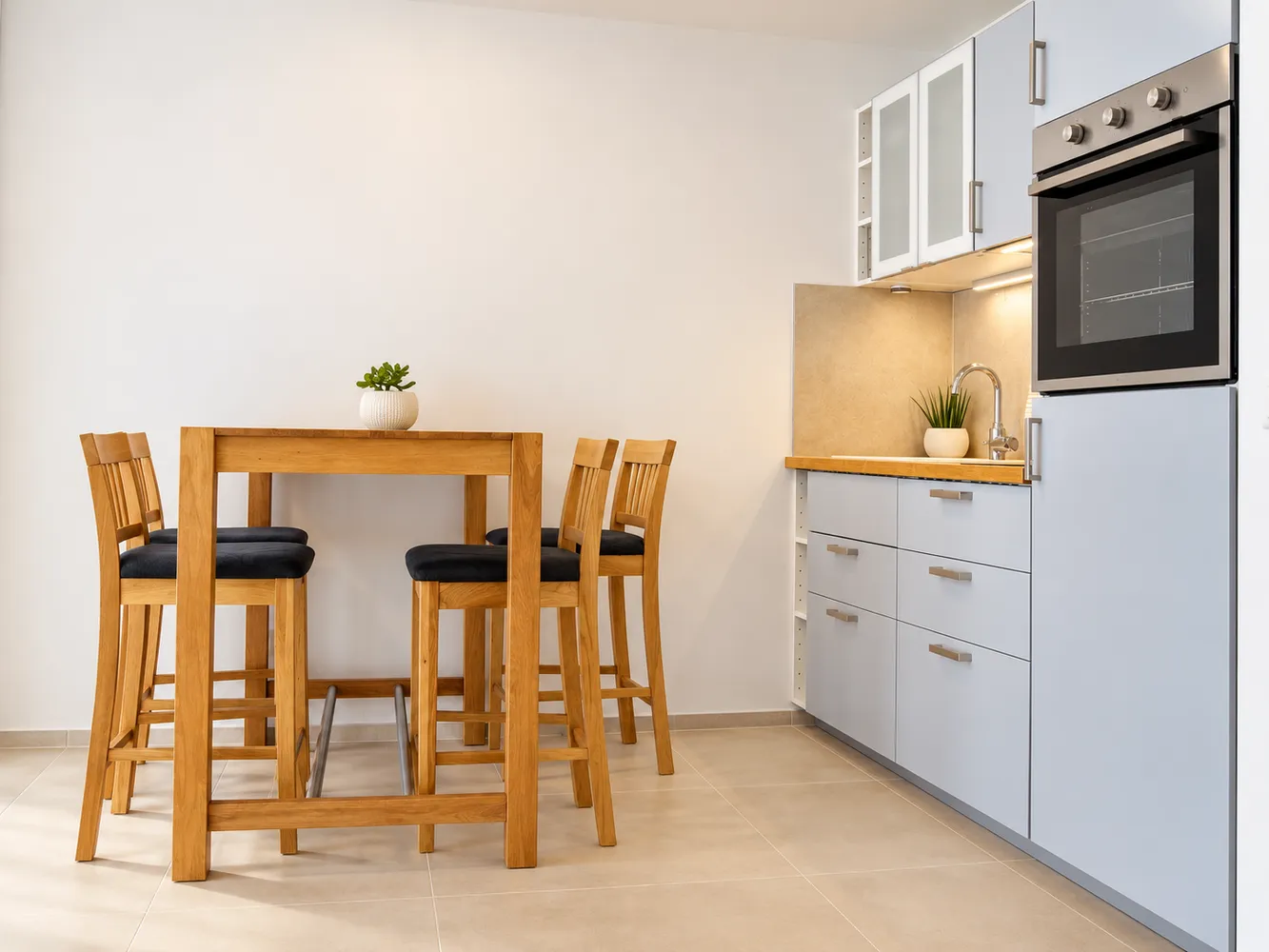 1 room apartment with 36 m² in Stuttgart – Photo 5
