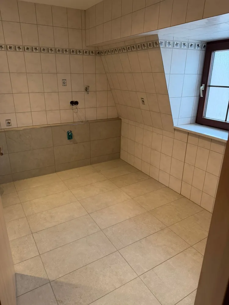 7 Zimmer Wohnung mit 178 m² in Fulda – Bild 12