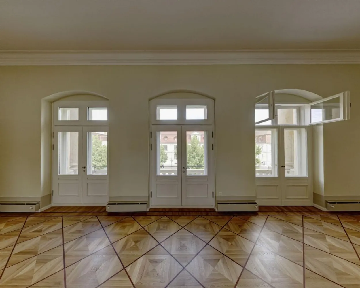 7 Zimmer Wohnung mit 390 m² in Potsdam – Bild 11