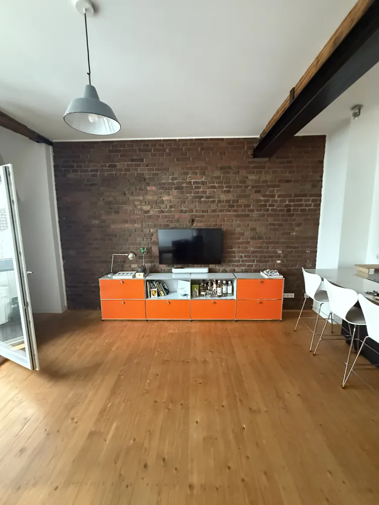 4 Zimmer Wohnung mit 99 m² in Düsseldorf – Bild 3