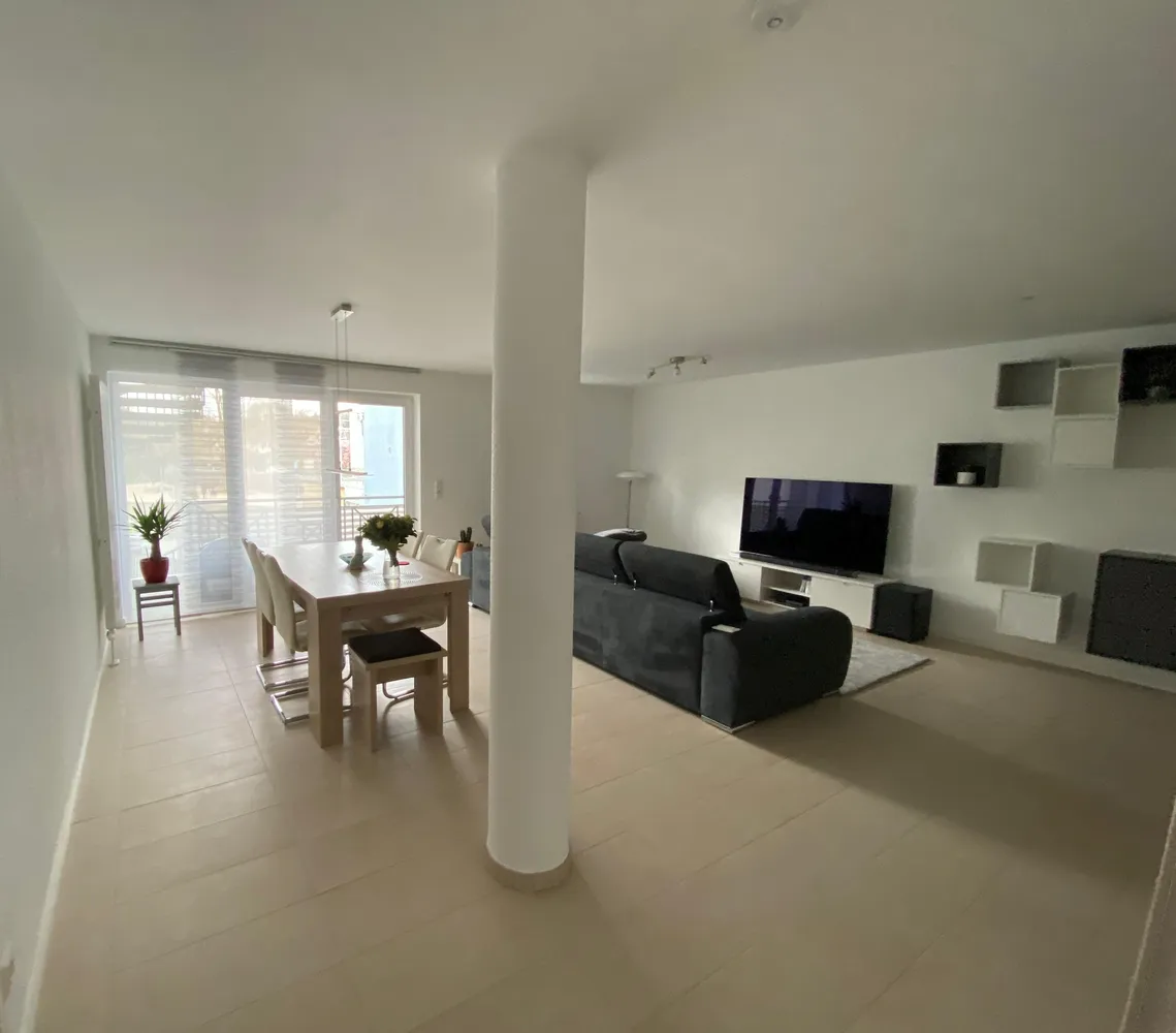 2 Zimmer Wohnung mit 80 m² in Bergisch Gladbach – Bild 3