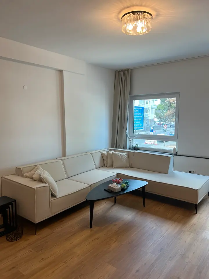 2 Zimmer Wohnung mit 79 m² in Düren – Bild 1