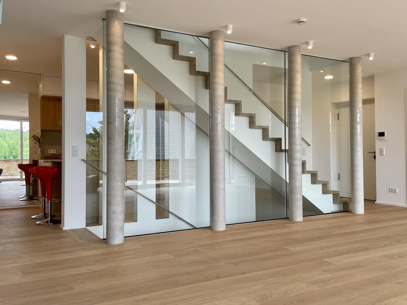 4 Zimmer Wohnung mit 185 m² in Wiesbaden – Bild 2