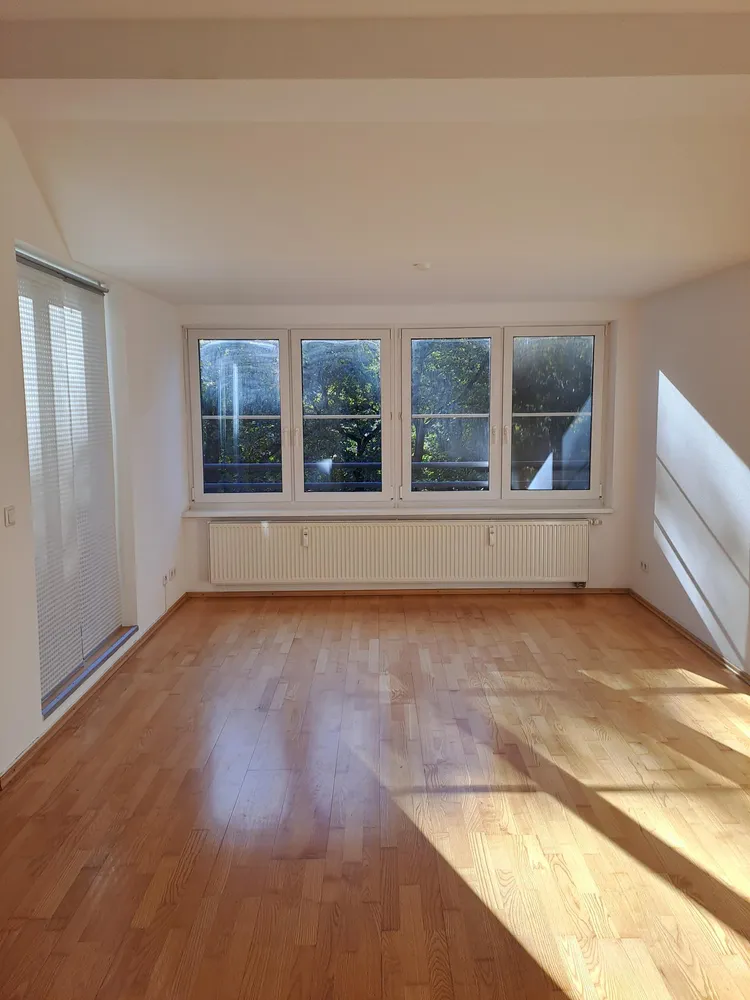 2 Zimmer Wohnung mit 92 m² in Berlin – Bild 5