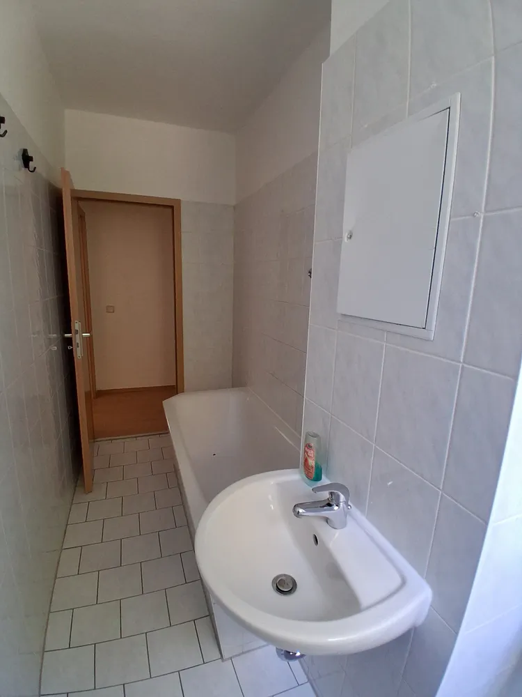 2 room apartment with 49 m² in Magdeburg – Photo 3