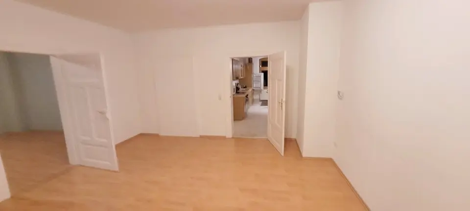 2 Zimmer Wohnung mit 69 m² in Halle (Saale) – Bild 2