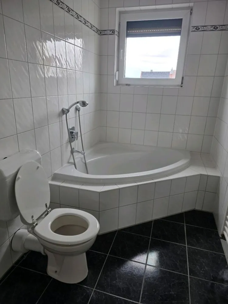 4 Zimmer Wohnung mit 101 m² in Aschaffenburg – Bild 6
