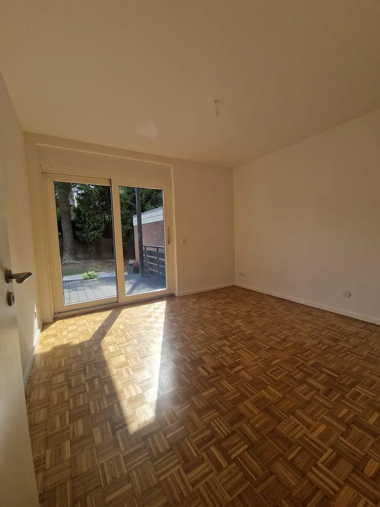 6 Zimmer Wohnung mit 156 m² in Duisburg – Bild 9