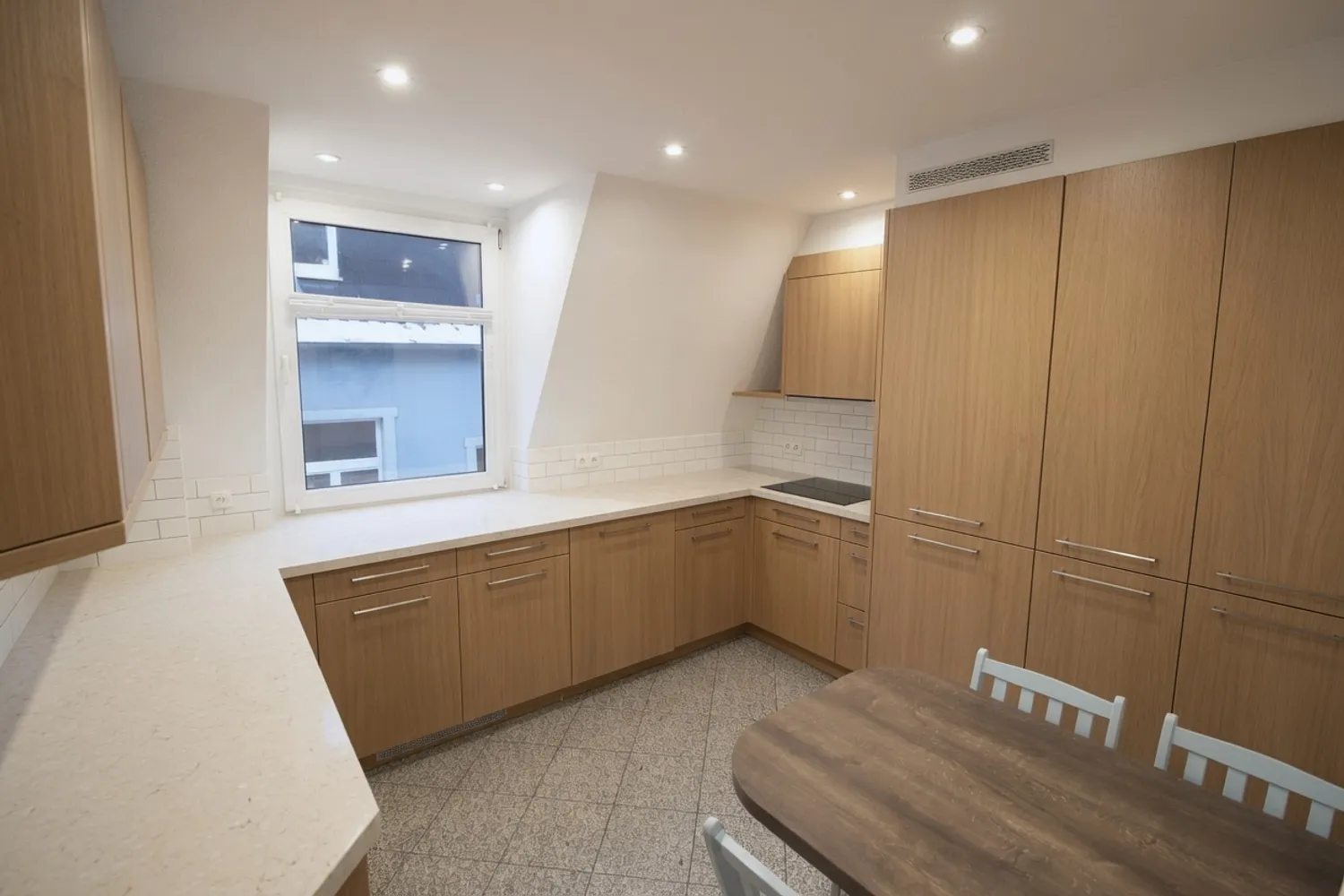 4 Zimmer Wohnung mit 100 m² in Frankfurt am Main – Bild 10