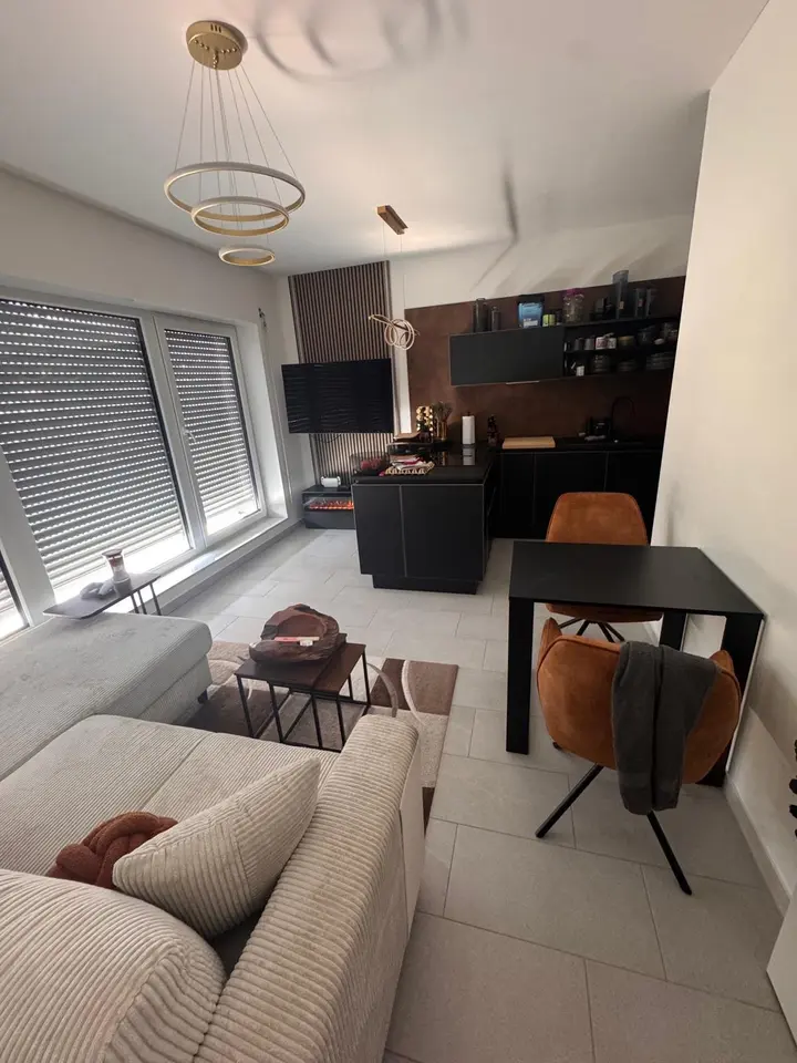 2 Zimmer Wohnung mit 69 m² in Oldenburg – Bild 1