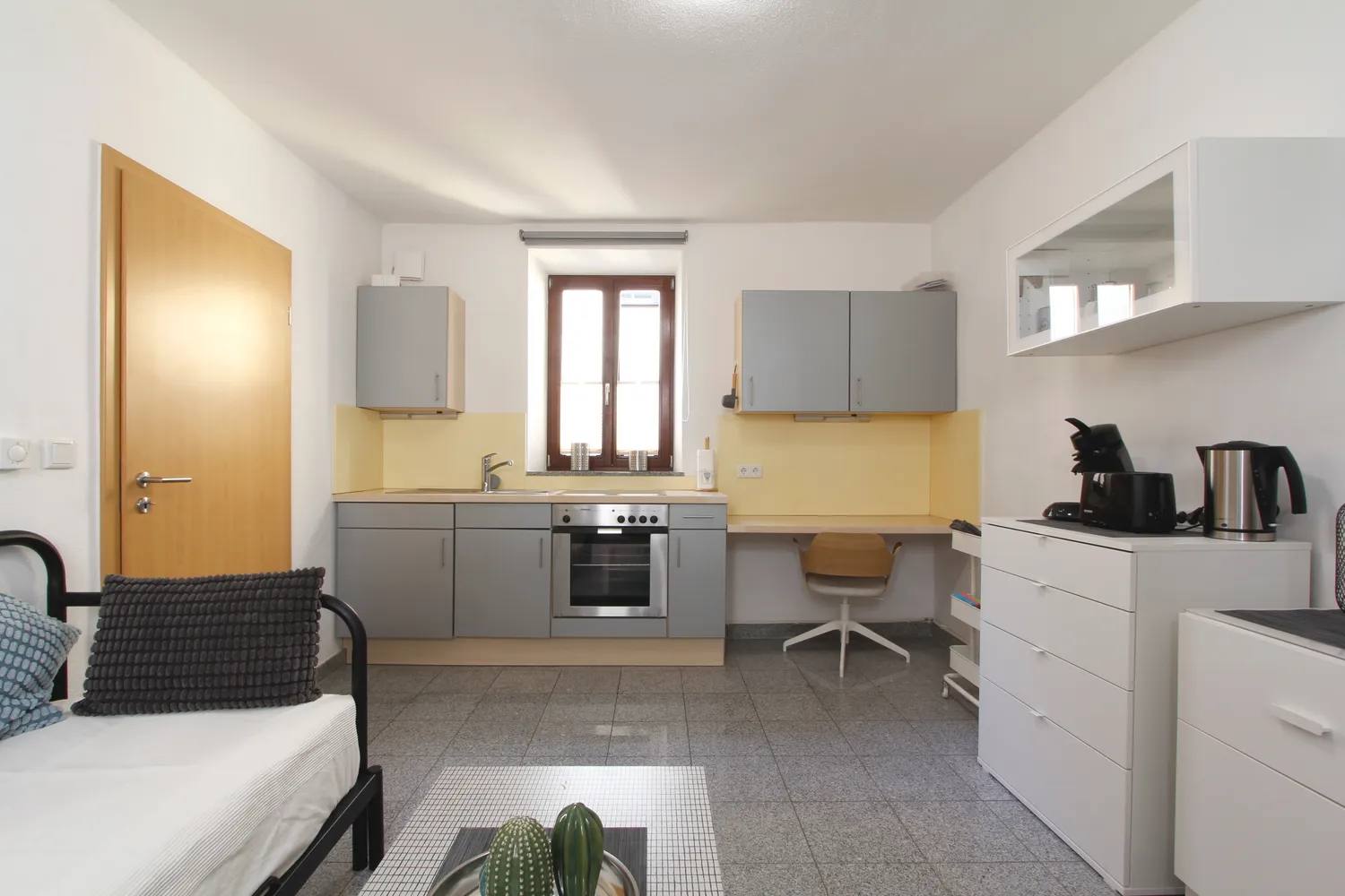 1 room apartment with 24 m² in Ingolstadt – Photo 7