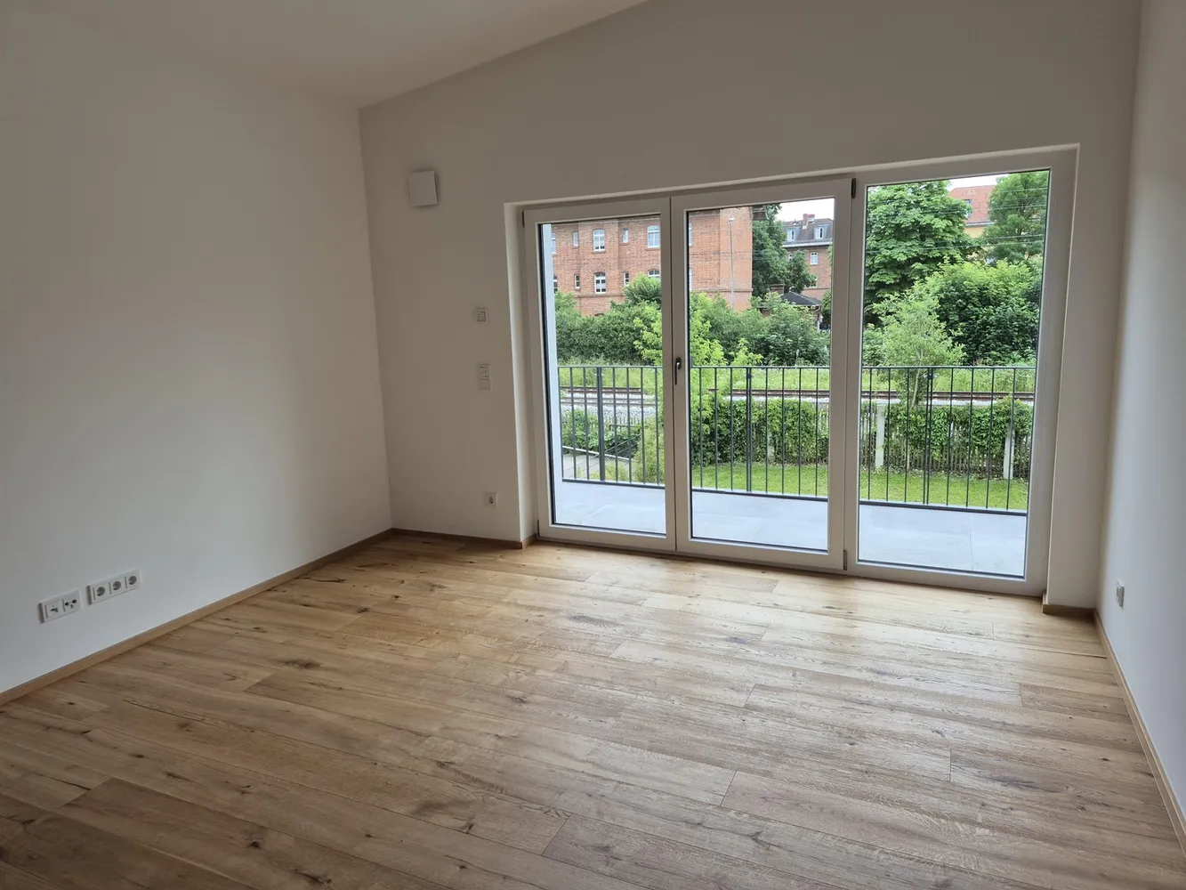 1 room apartment with 40 m² in Munich – Photo 4