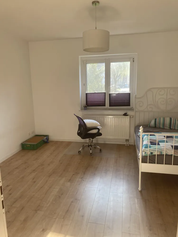 6 Zimmer Wohnung mit 150 m² in Dresden – Bild 9