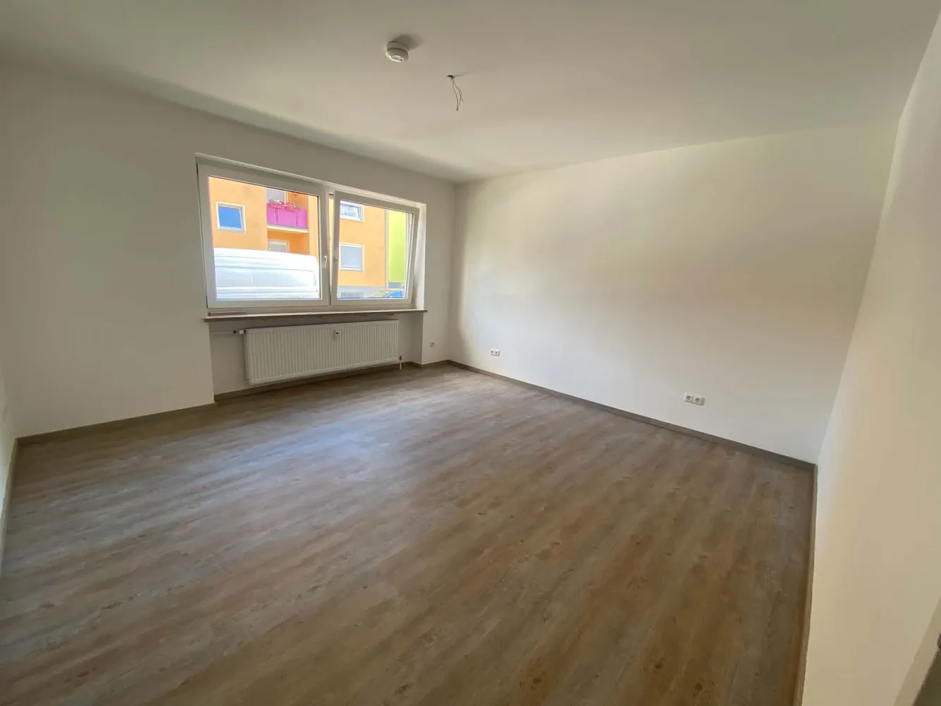 3 Zimmer Wohnung mit 83 m² in Weiden in der Oberpfalz – Bild 2