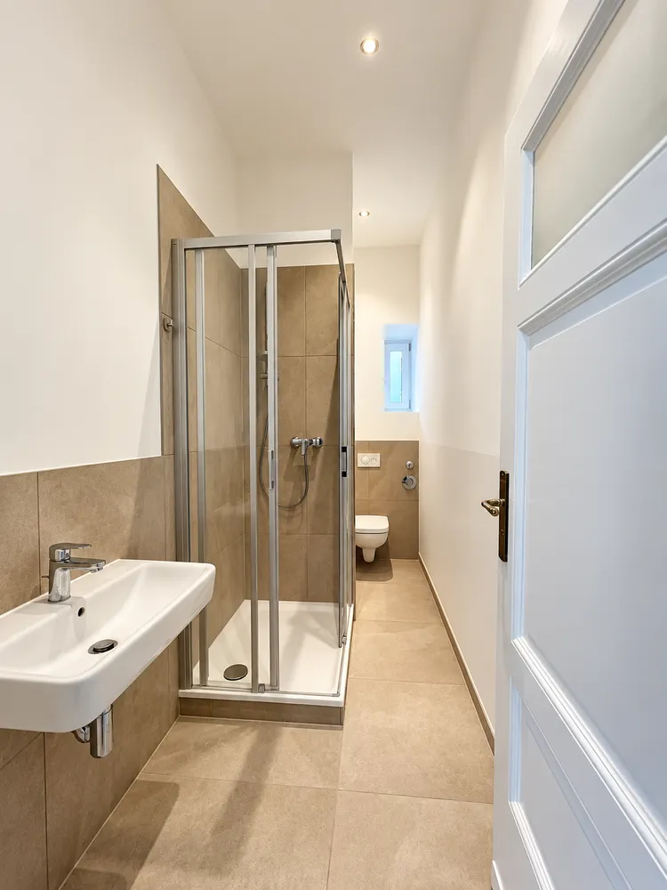 5 room apartment with 140 m² in Berlin – Photo 5