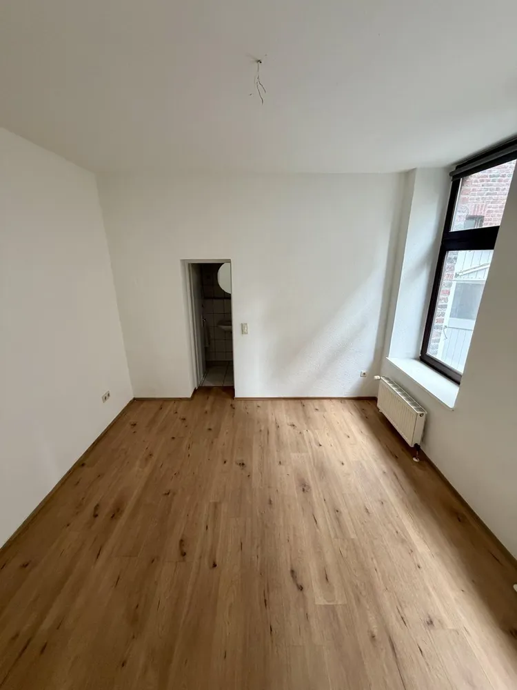 2 Zimmer Wohnung mit 76 m² in Krefeld – Bild 4