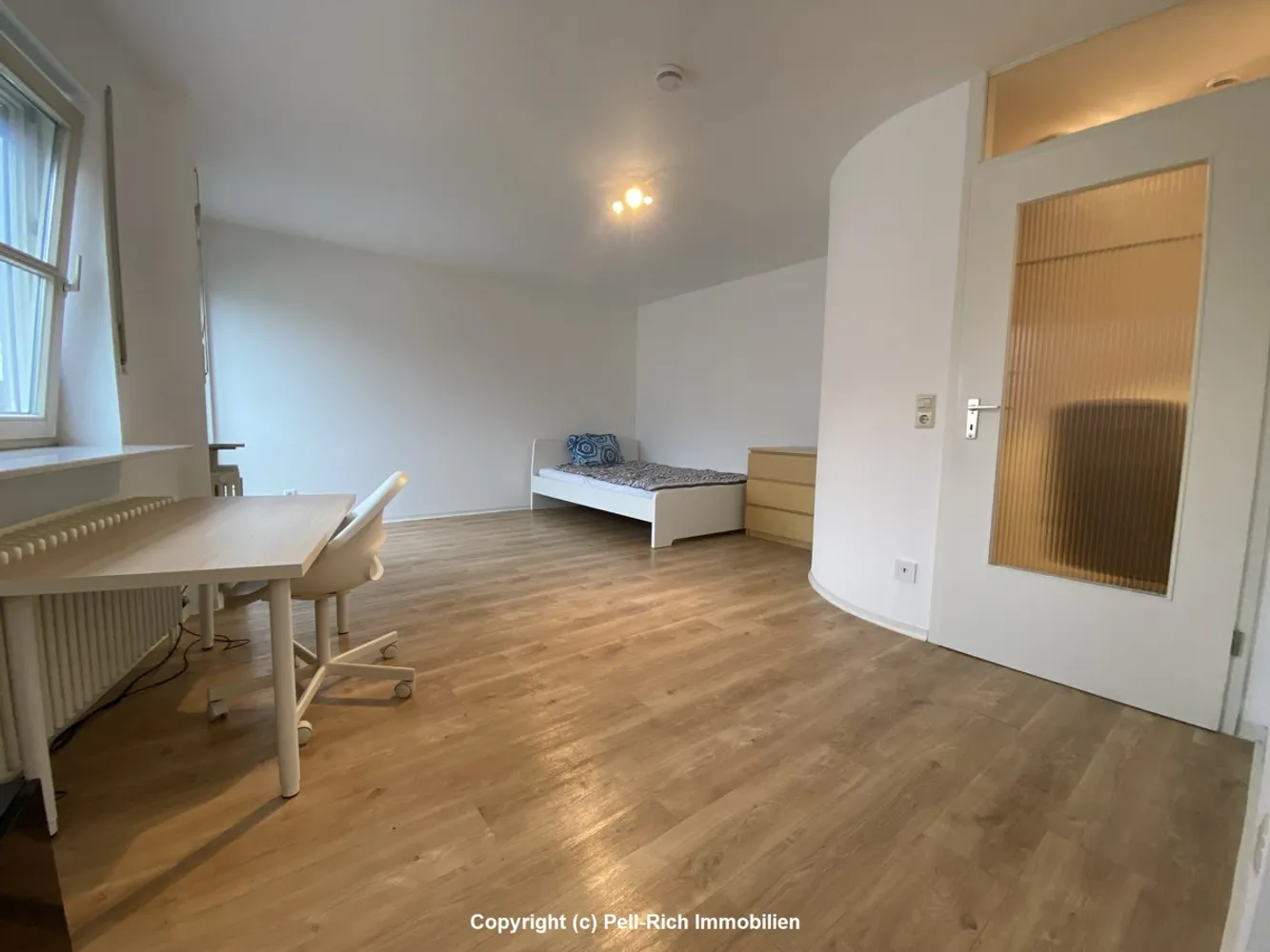 1 Zimmer Wohnung mit 35 m² in Karlsruhe – Bild 3