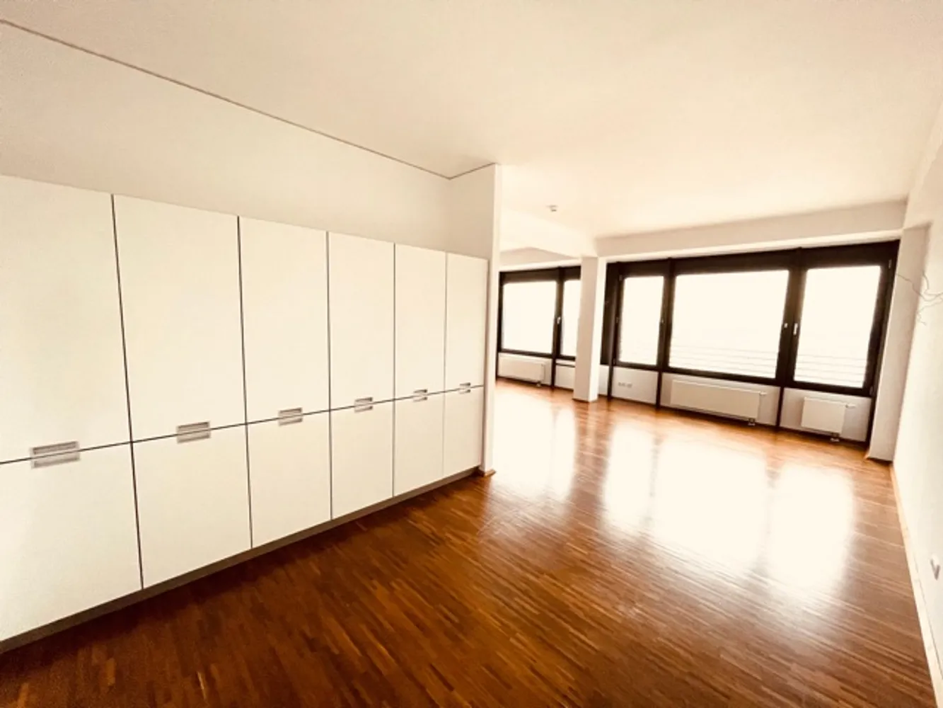 2 room apartment with 67 m² in Frankfurt am Main – Photo 2