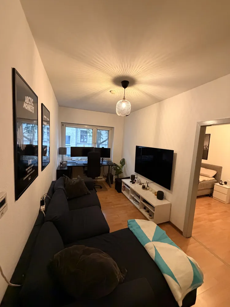 2 Zimmer Wohnung mit 53 m² in Köln – Bild 1
