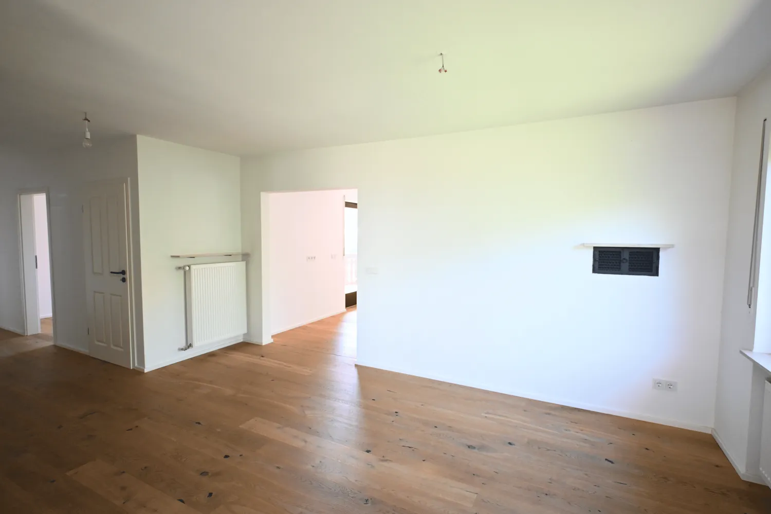 8 Zimmer Haus mit 208 m² in Würzburg – Bild 2