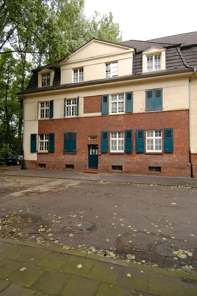 5 Zimmer Wohnung mit 106 m² in Duisburg – Bild 1