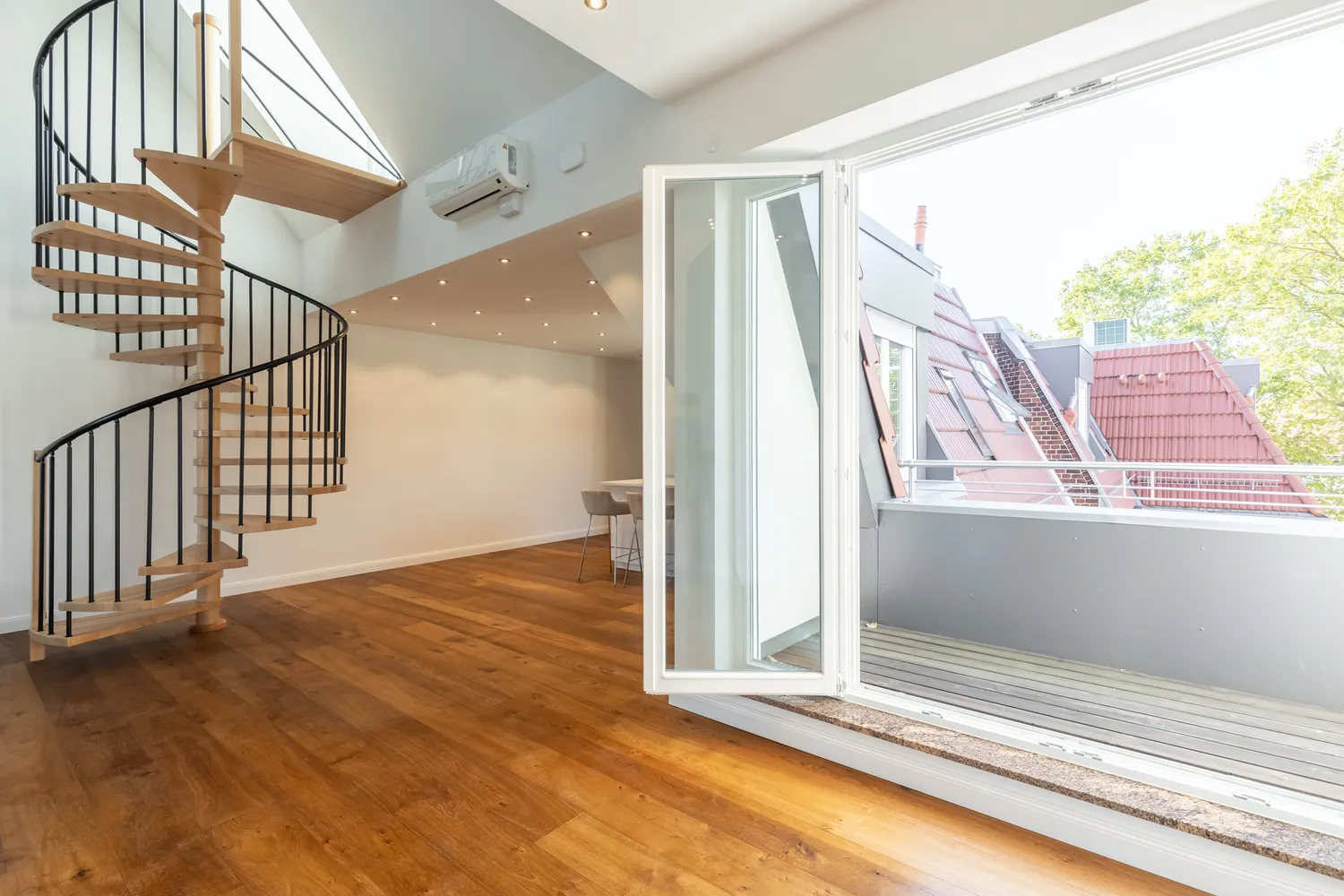 6 Zimmer Wohnung mit 161 m² in Berlin – Bild 4