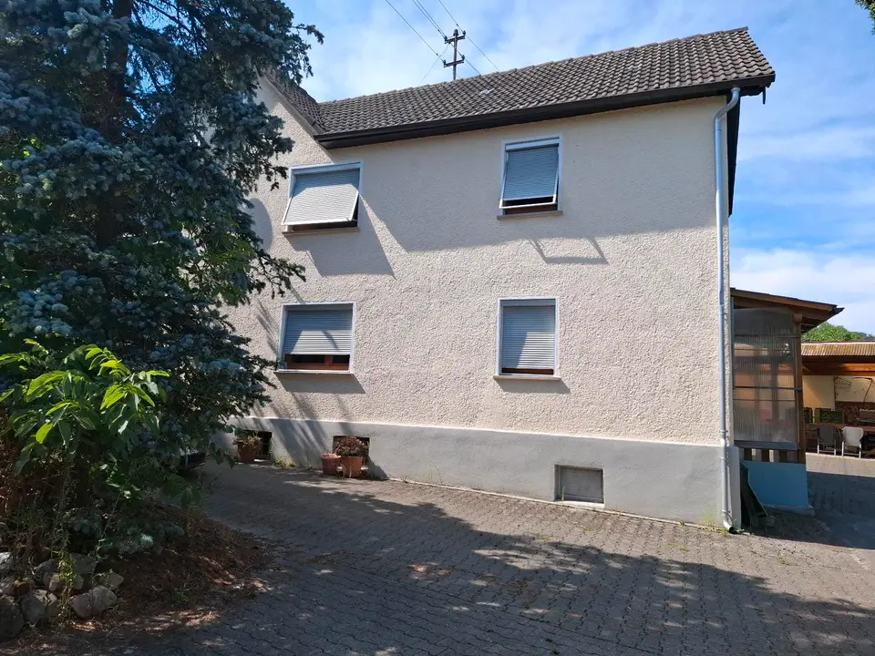 5 Zimmer Wohnung mit 110 m² in Weingarten – Bild 4