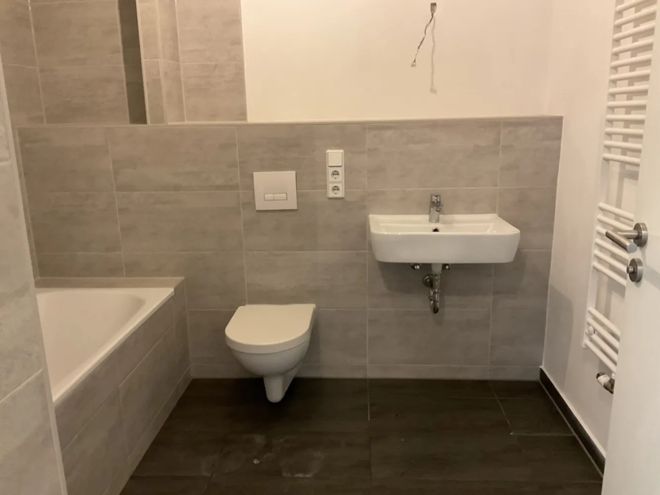 3 Zimmer Wohnung mit 107 m² in Berlin – Bild 2