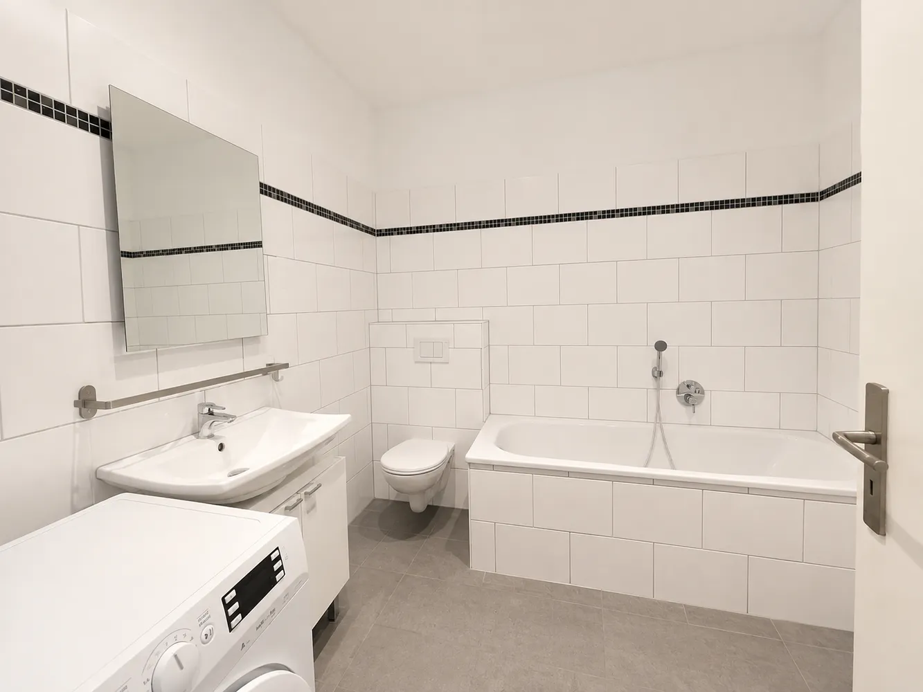 4 Zimmer Wohnung mit 125 m² in Frankfurt am Main – Bild 11
