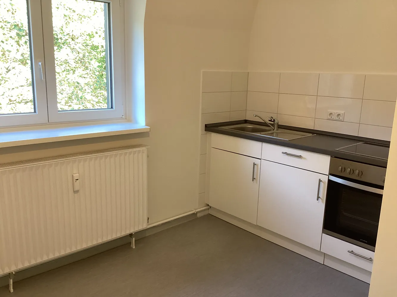 2 Zimmer Wohnung mit 42 m² in Lübeck – Bild 8
