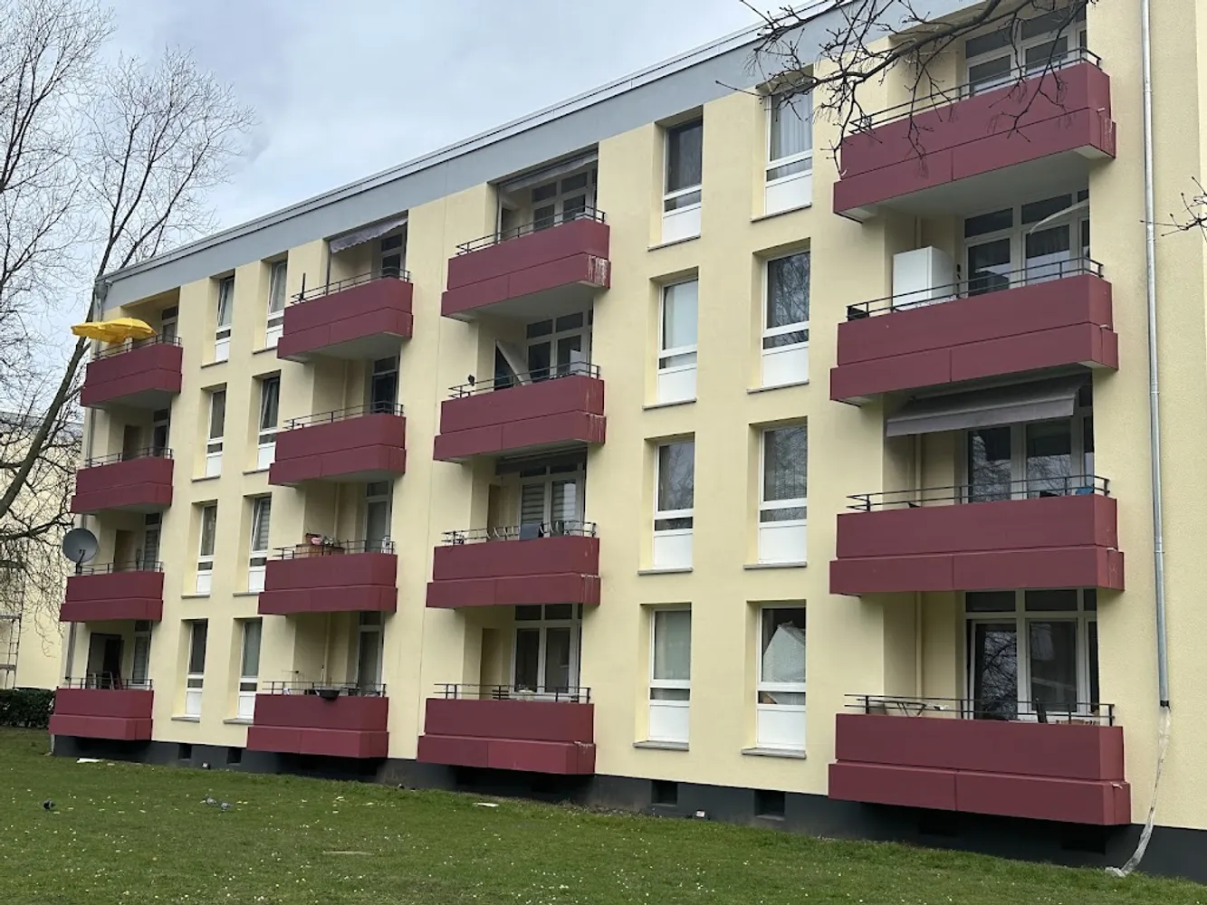 3 Zimmer Wohnung mit 70 m² in Moers – Bild 1