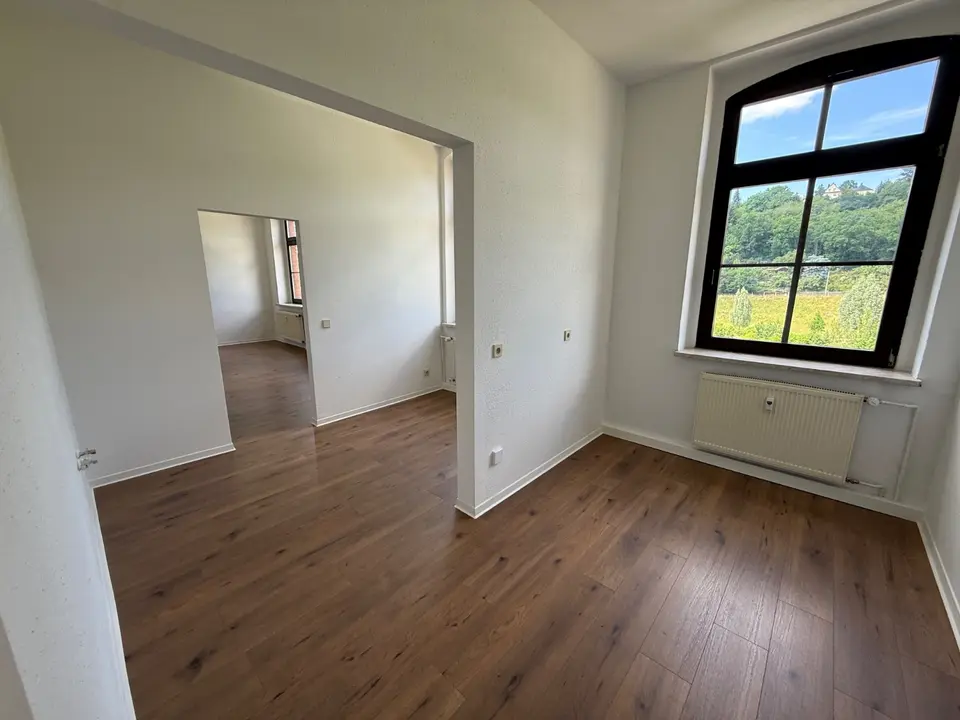 5 Zimmer Wohnung mit 90 m² in Greiz – Bild 3