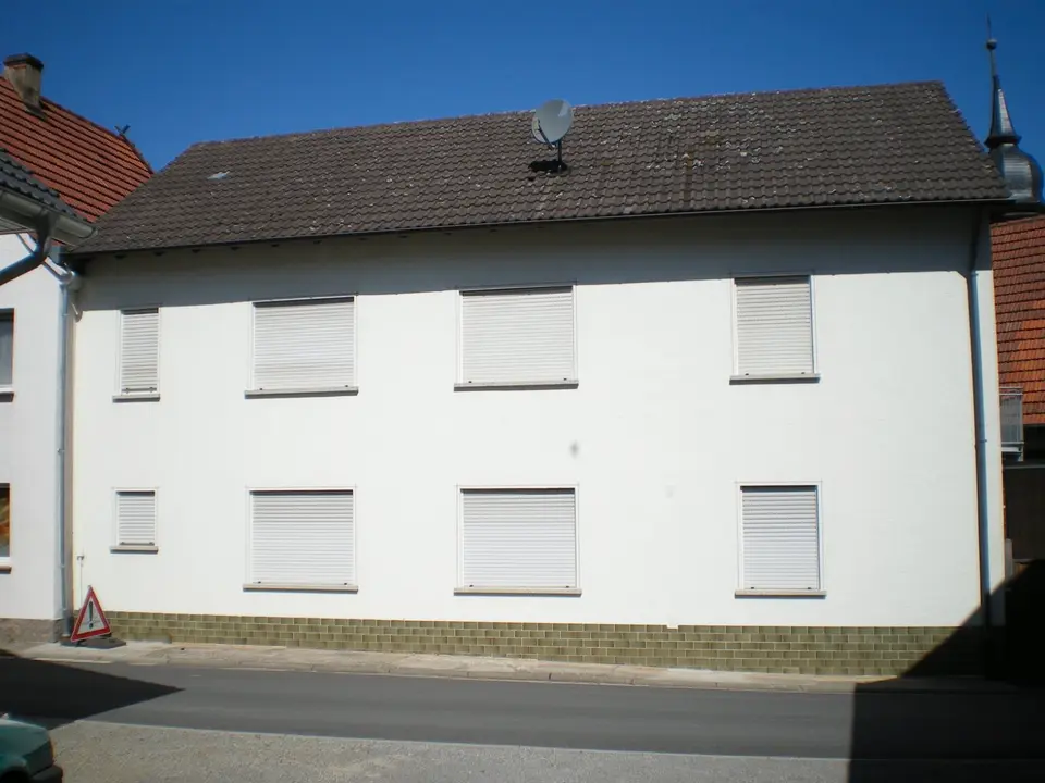 6 Zimmer Haus mit 193 m² in Würzburg – Bild 2
