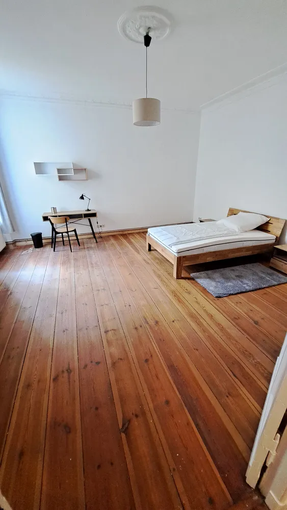 2 Zimmer Wohnung mit 87 m² in Berlin – Bild 10