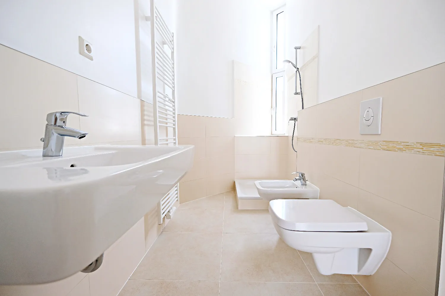 8 Zimmer Wohnung mit 233 m² in Berlin – Bild 9