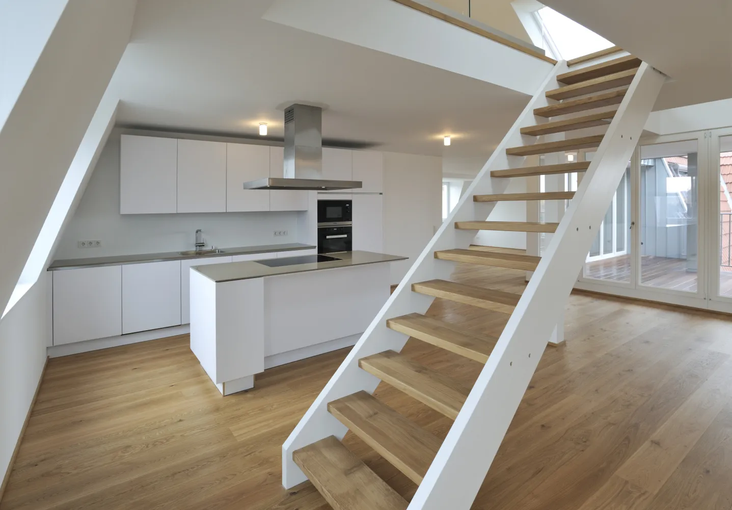 5 Zimmer Wohnung mit 209 m² in Essen – Bild 2
