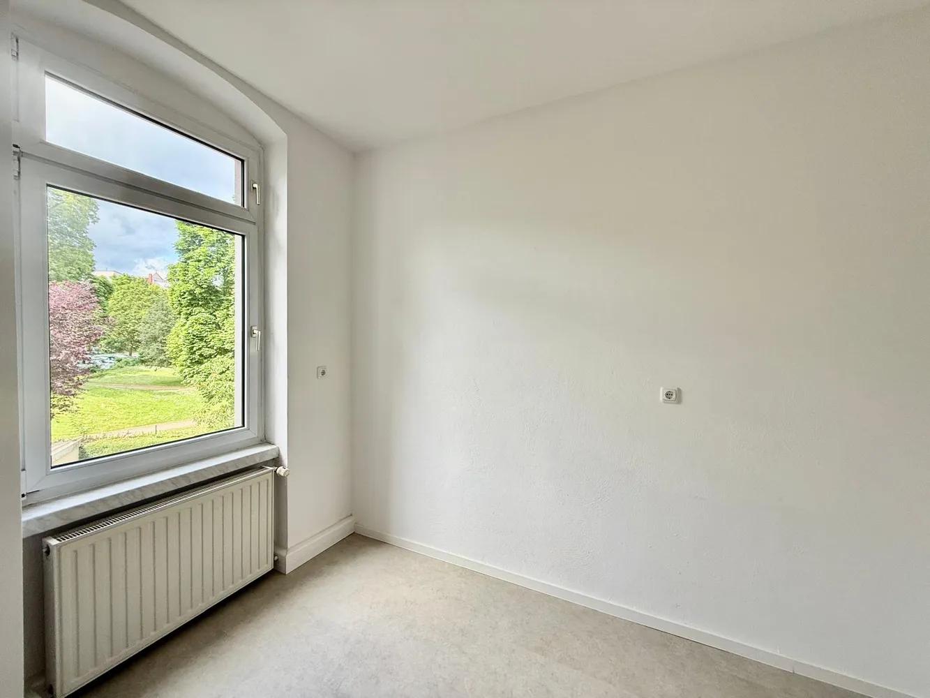 3 Zimmer Wohnung mit 65 m² in Halle (Saale) – Bild 2