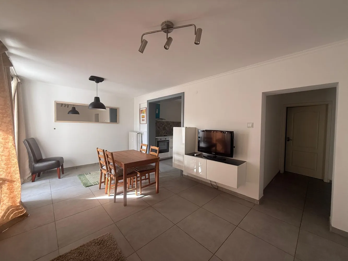 2 Zimmer Wohnung mit 55 m² in Düsseldorf – Bild 1