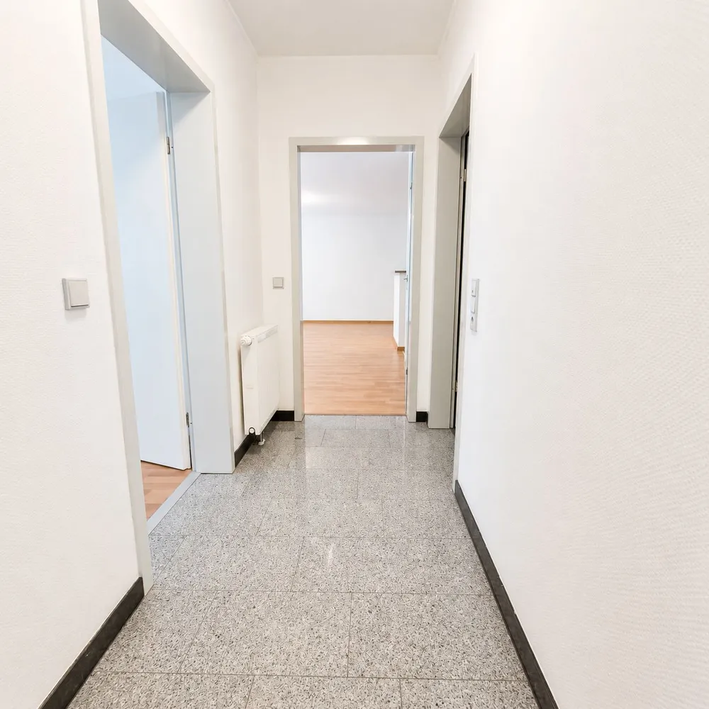 2 Zimmer Wohnung mit 69 m² in Saarbrücken – Bild 4