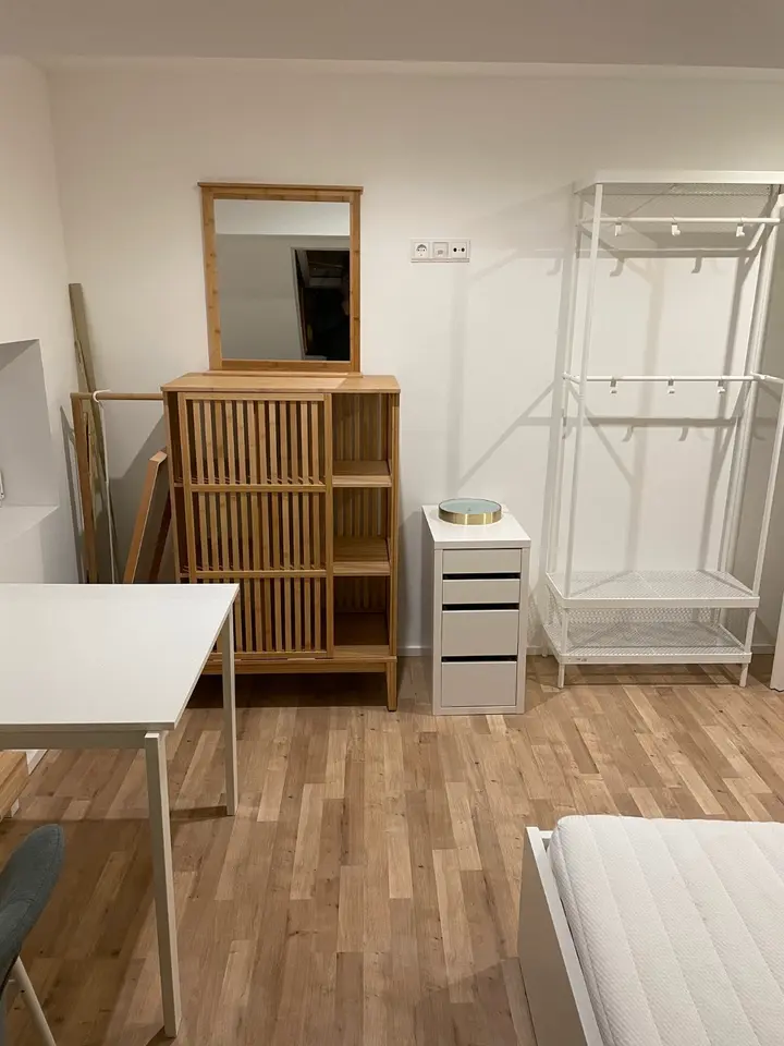 Shared room with 20 m² in Stuttgart – Photo 2