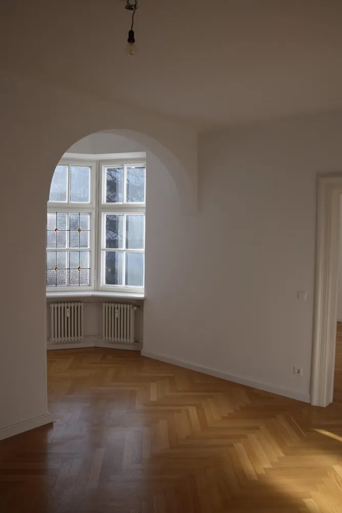 6 Zimmer Wohnung mit 236 m² in München – Bild 8