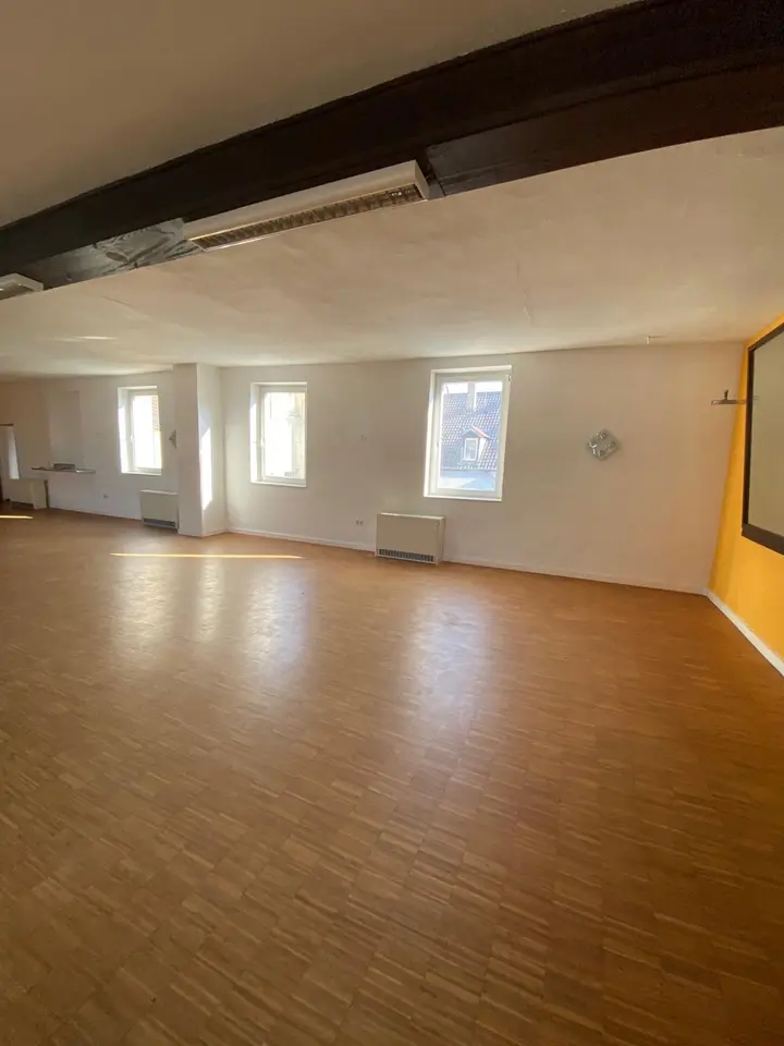 2 Zimmer Wohnung mit 130 m² in Bruchsal – Bild 2