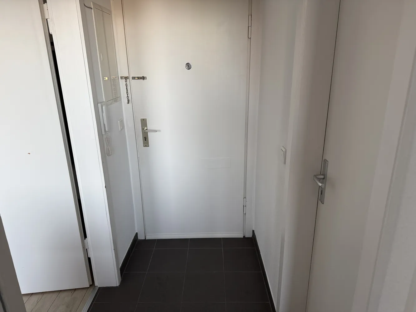 2 Zimmer Wohnung mit 35 m² in Hannover – Bild 7
