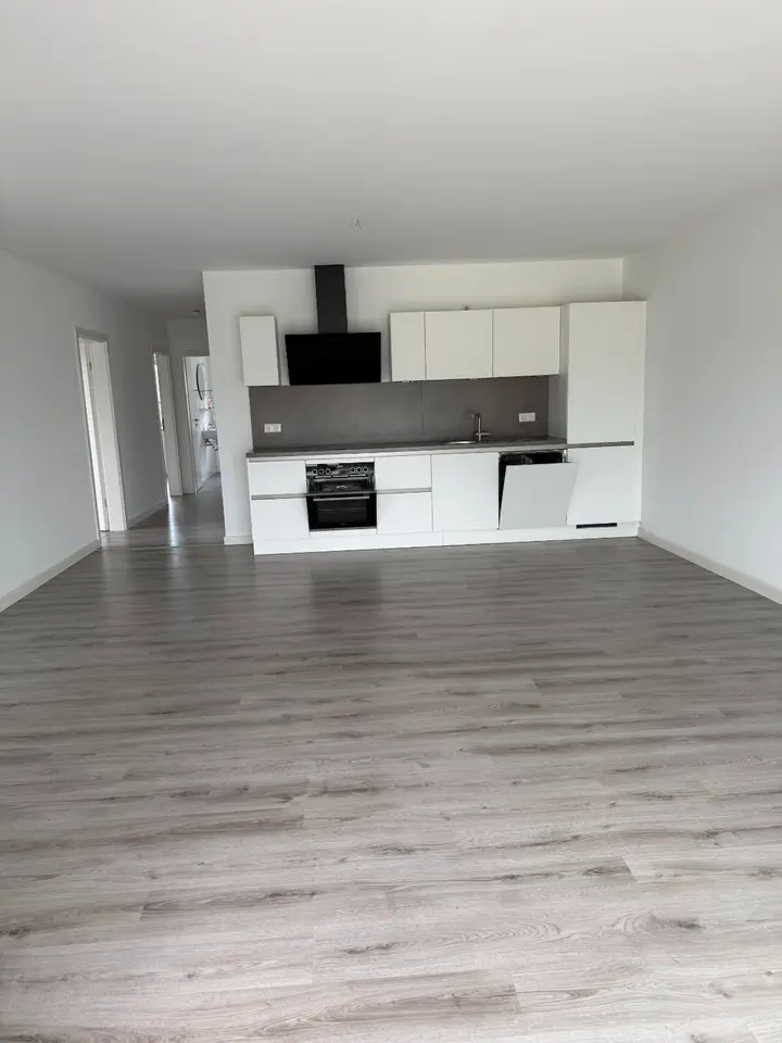 4 Zimmer Wohnung mit 110 m² in Cloppenburg – Bild 2