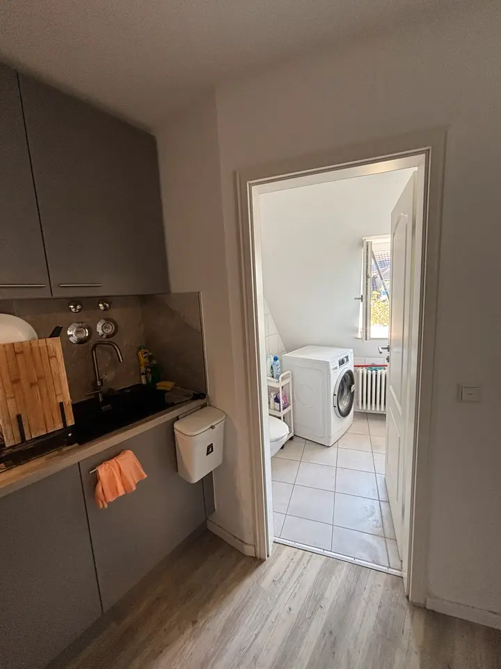 3 Zimmer Wohnung mit 35 m² in Freiburg im Breisgau – Bild 2