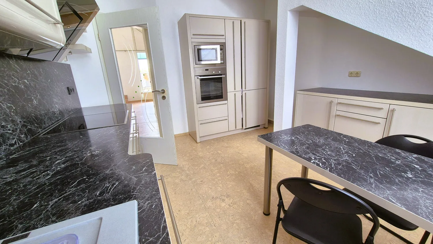 4 Zimmer Wohnung mit 115 m² in Sangerhausen – Bild 1