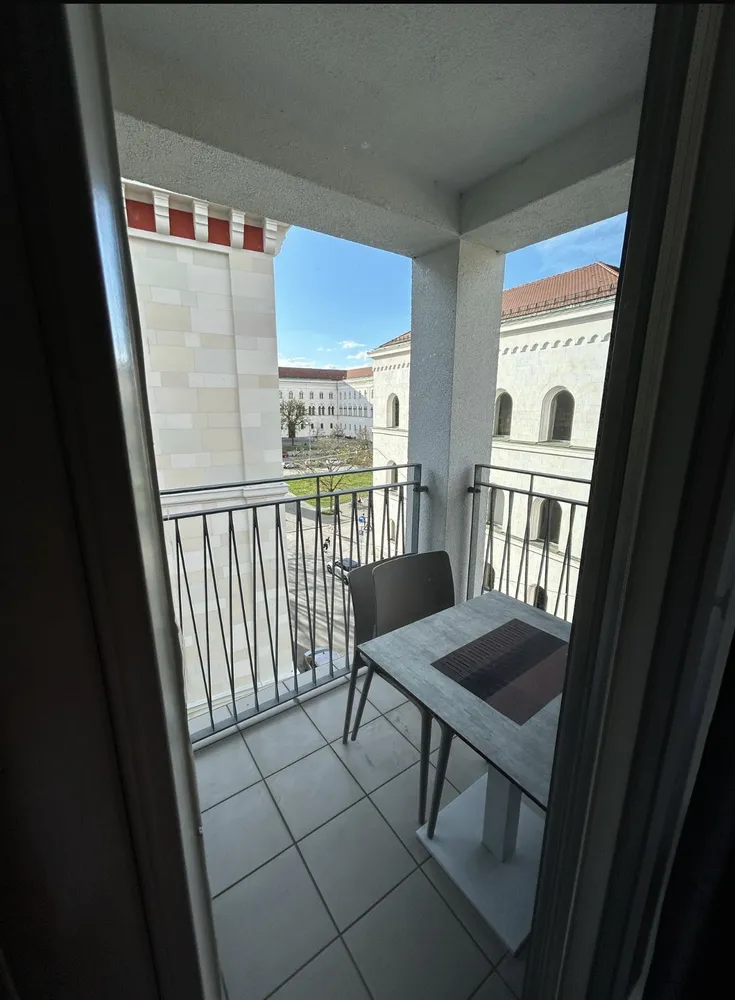 2 Zimmer Wohnung mit 55 m² in München – Bild 2