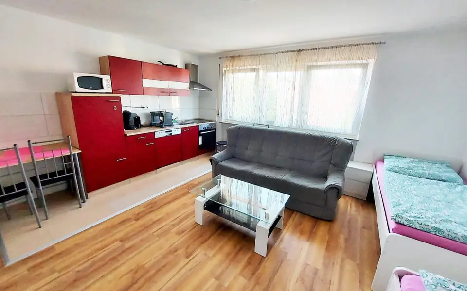 WG-Zimmer mit 52 m² in Herrenberg – Bild 1