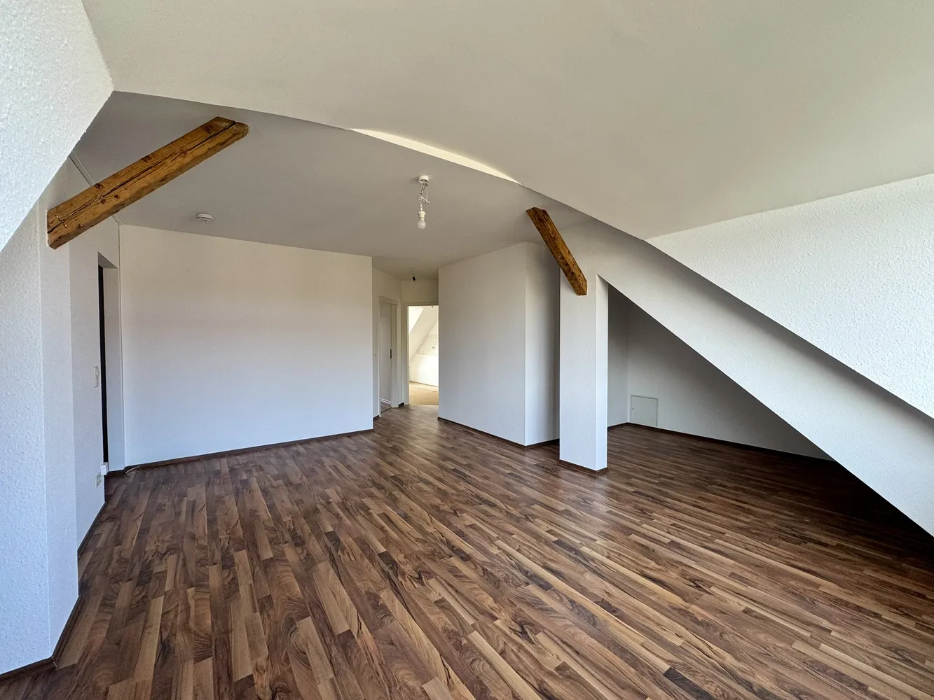 2 Zimmer Wohnung mit 68 m² in Dresden – Bild 2